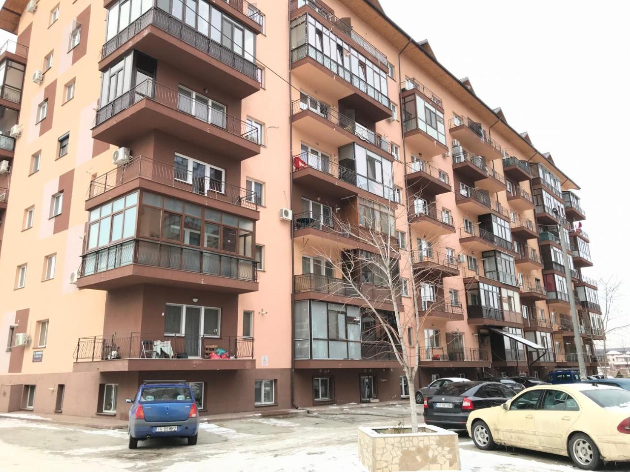 Studio Residence Militari M6 Rosu Exterior photo