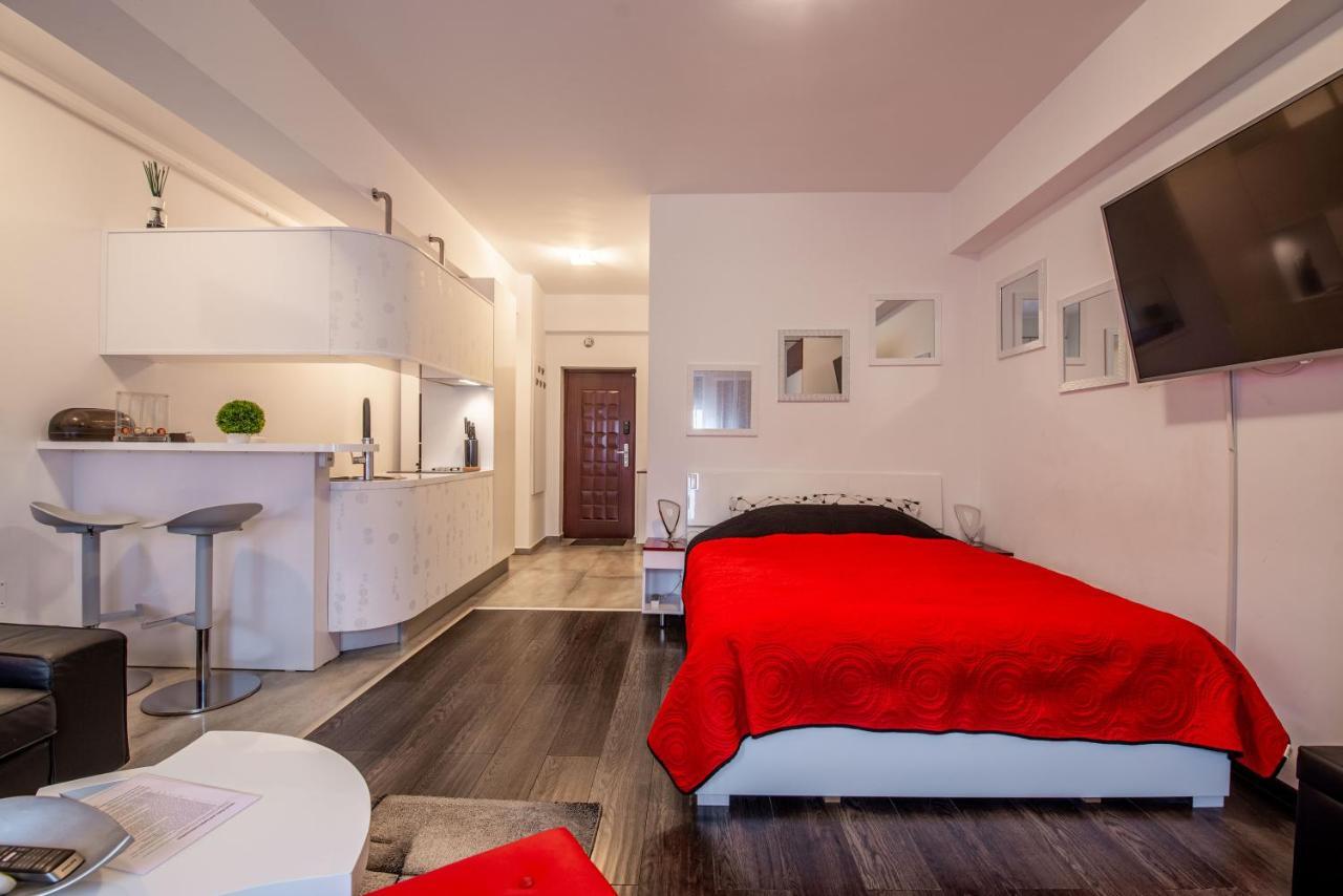 Studio Residence Militari M6 Rosu Exterior photo