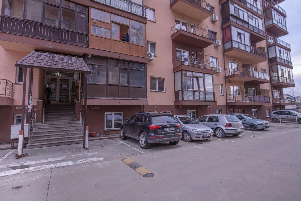 Studio Residence Militari M6 Rosu Exterior photo
